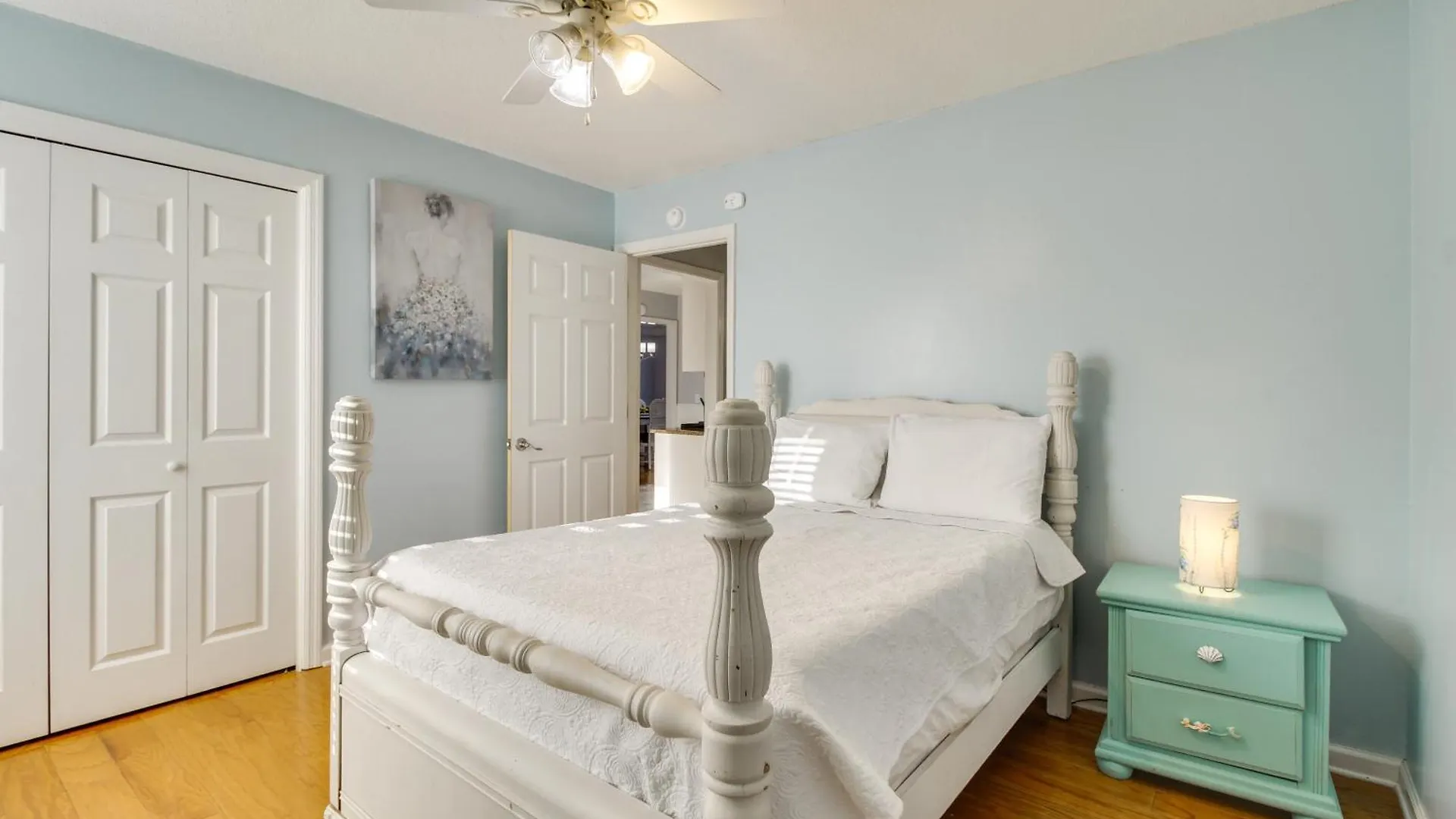 Pet-Friendly Savannah Gem - 12 Mi To Tybee Island! Apartment